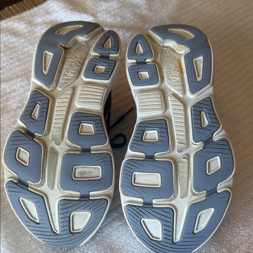Hoka Bondi 9 Women's Navy and Pink Athletic Shoes - Picture 5 of 8